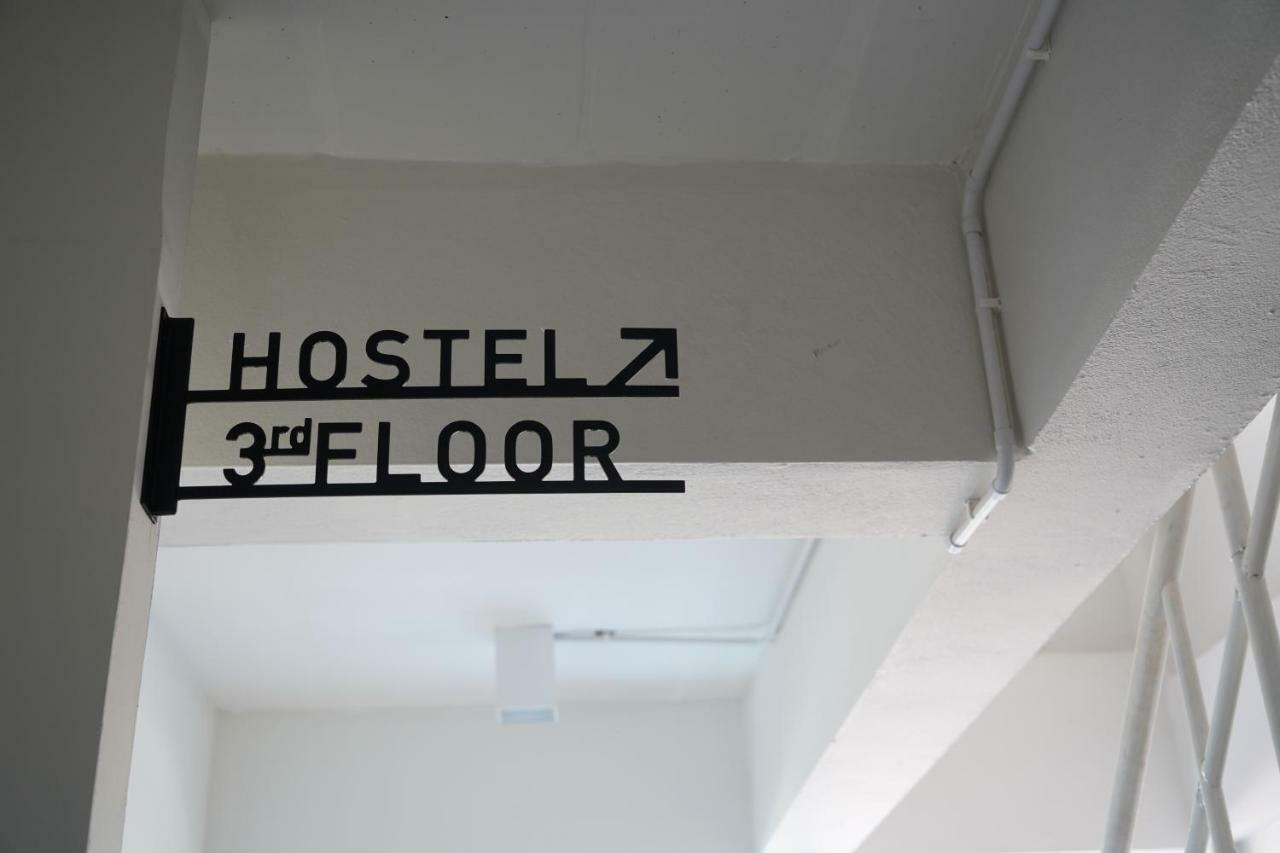 Slee Hostel Chiangmai (Adults Only) Chiang Mai Exteriör bild